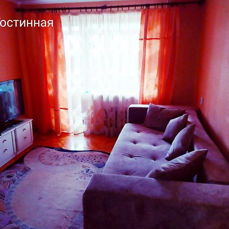 Apartment On Oktyabrskaya 105 Babruisk Exterior foto